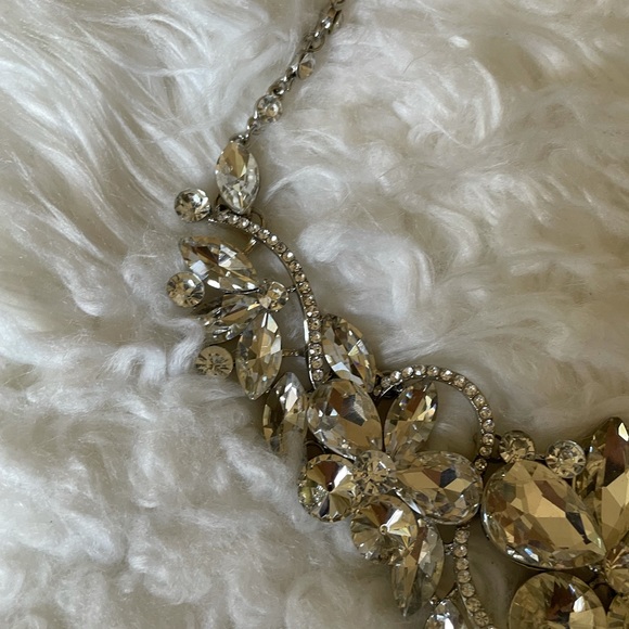 White Flower Drop Crystal Necklace - Picture 5 of 8